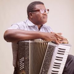 evang-ojo-ade1