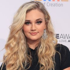 hollyn1